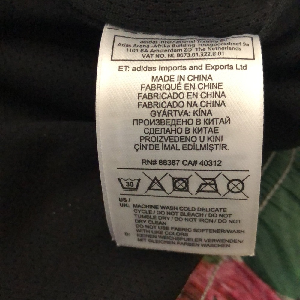 Adidas Jacket - Picture 16 of 16